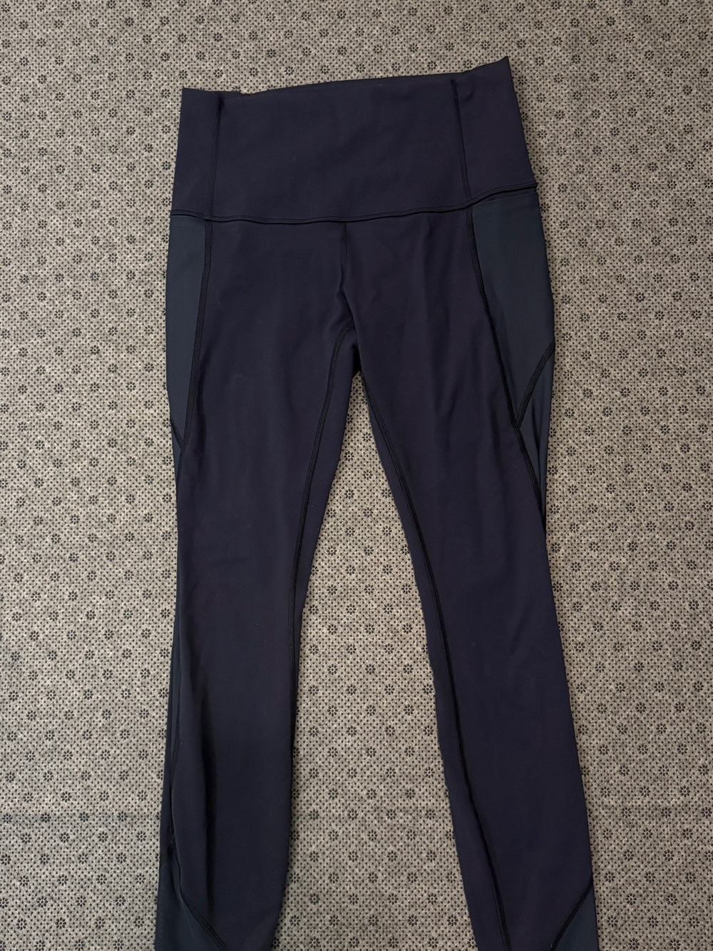 Lululemon High Times Wing Mesh Leggings Deep Navy Size 8 26”